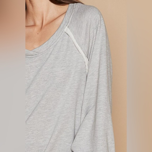 POL Back Cross Strap Detail Balloon Sleeve Sweatshirt - Picture 4 of 4